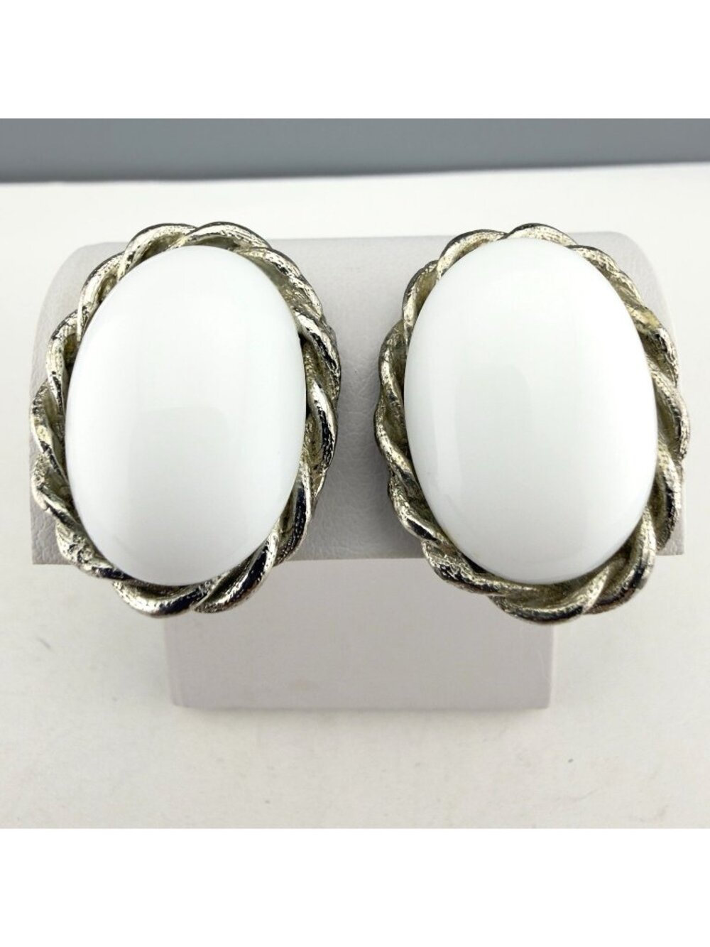 Vintage Hobe Clip On Earrings Silver Tone  White Oval Cabochon Signed Fashion